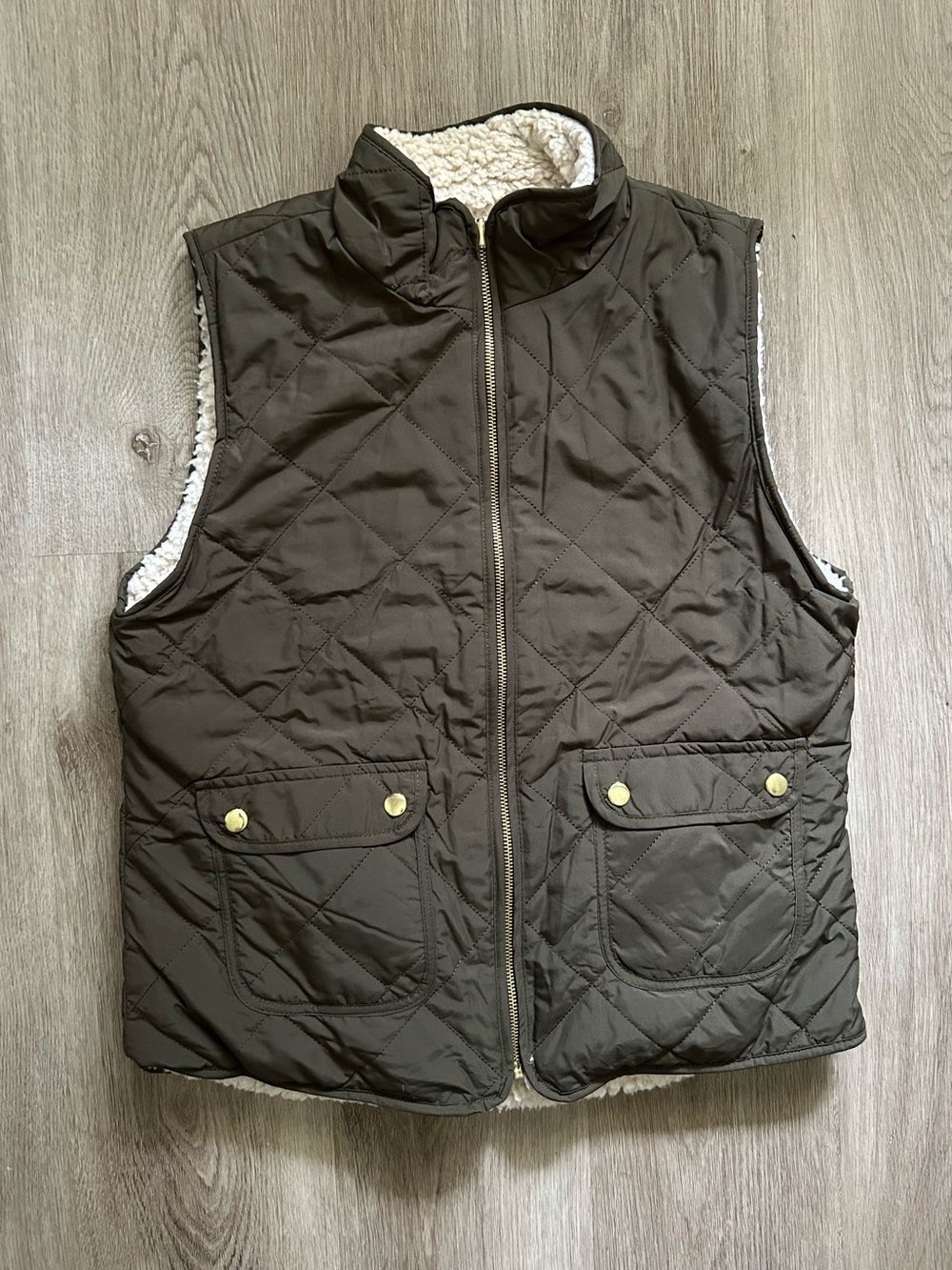 Love Tree Quilted Sherpa Lined Women's Vest Reversible Full Zip